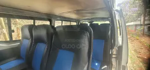 Toyota HiAce 2014 Silver
