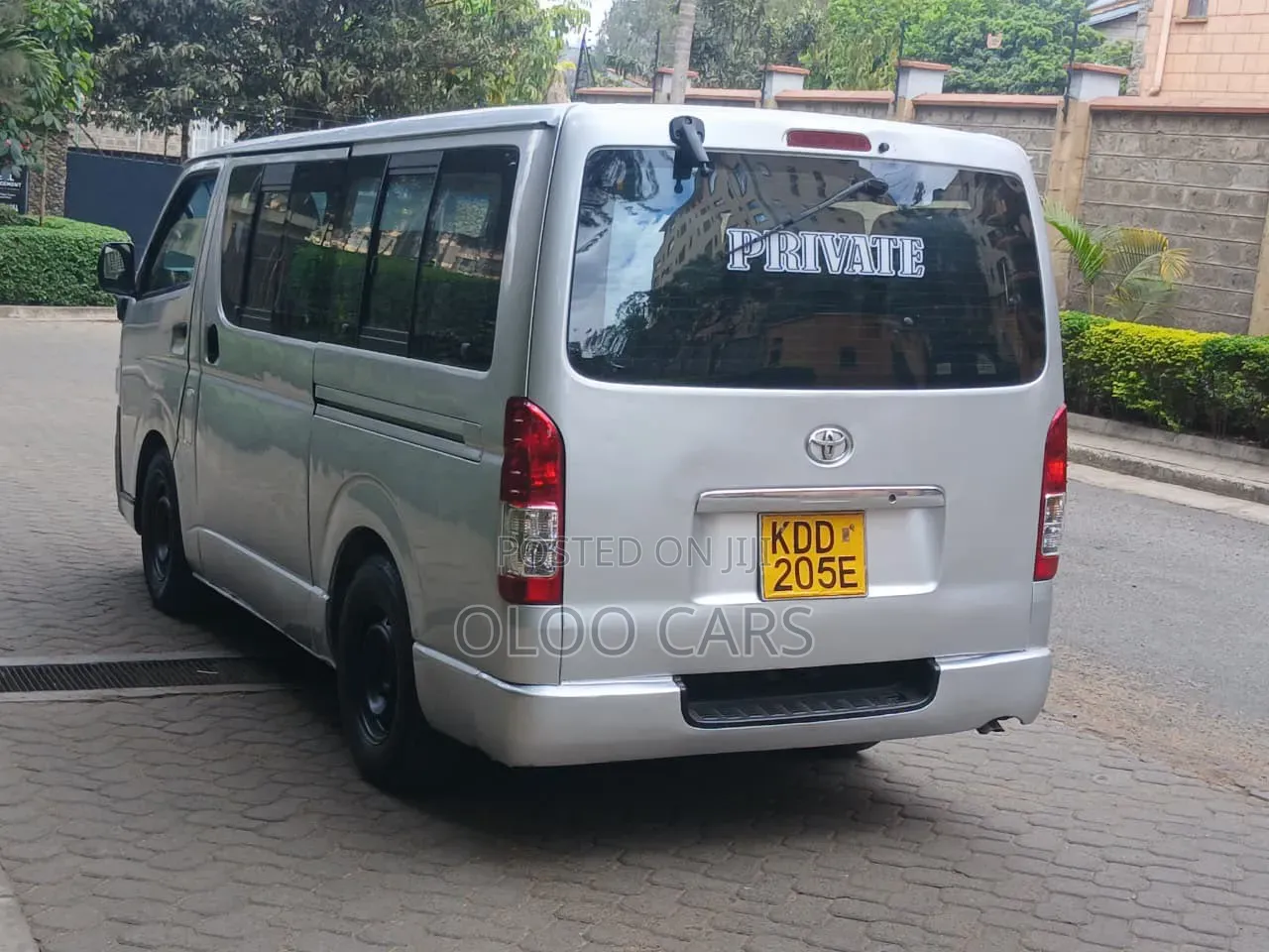 Toyota HiAce 2014 Silver