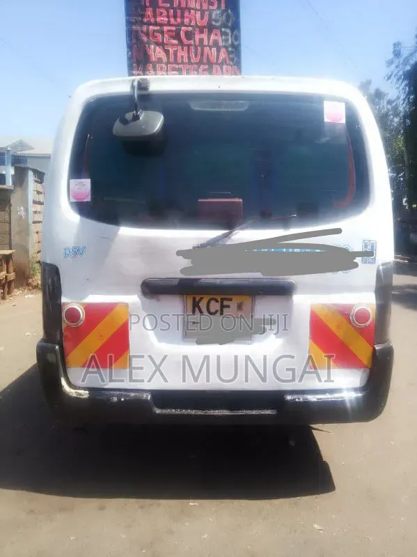 Nissan Caravan (Urvan) 2009 White