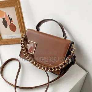 Minimalist Chain Bag