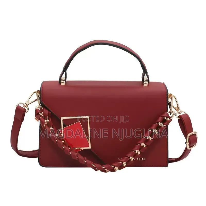 Minimalist Chain Bag