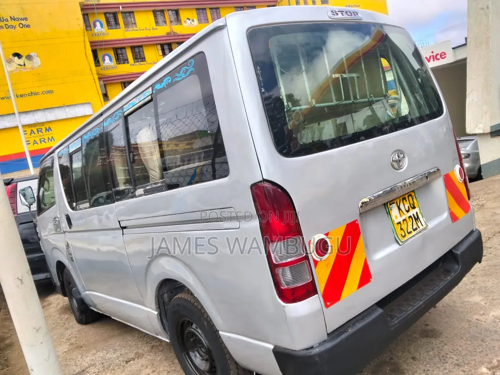 Toyota HiAce 2012 Silver