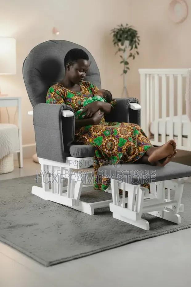 Nursing Chair - thumbnail 3