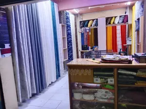 Home Curtains and Decors