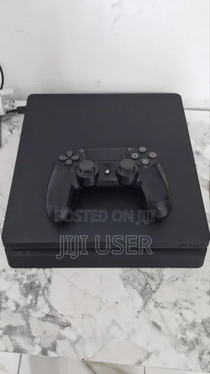 Playstation 4 Slim