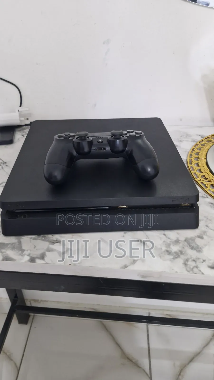 Playstation 4 Slim