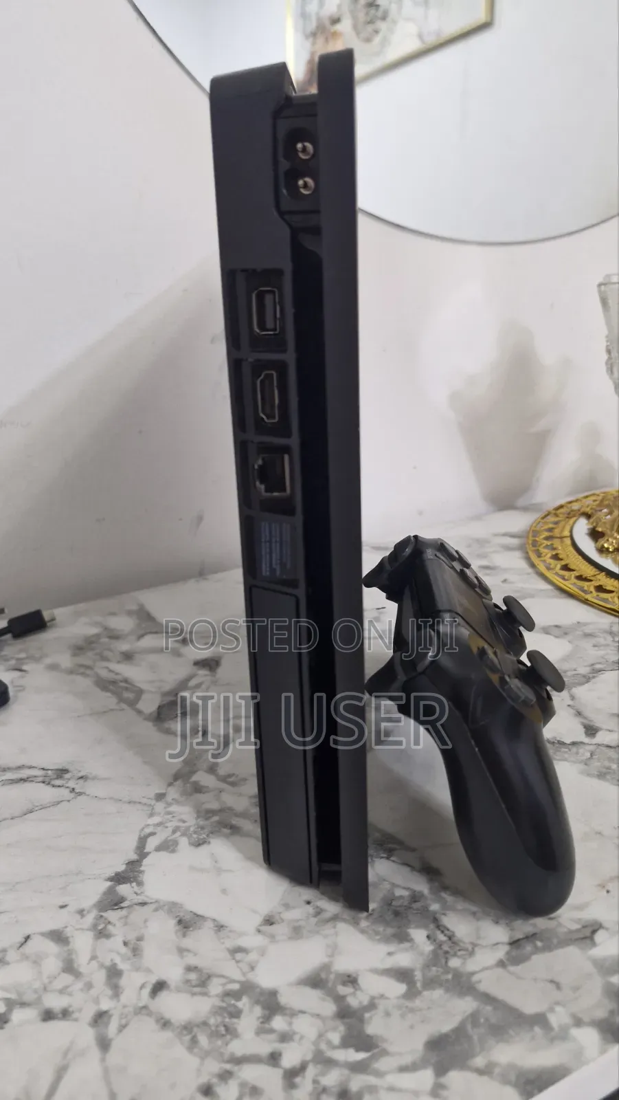 Playstation 4 Slim