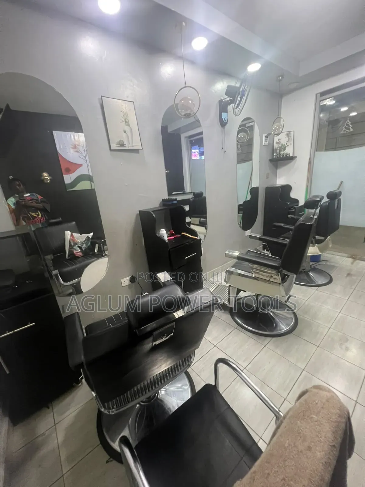 Barber Shop for Sell
