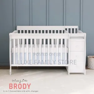 Broody Baby Cot