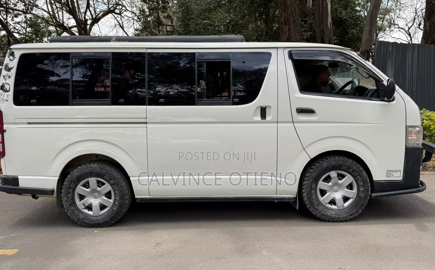 Toyota HiAce 2015 White