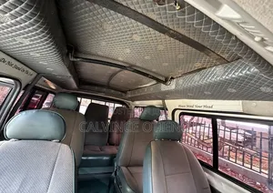 Toyota HiAce 2015 White