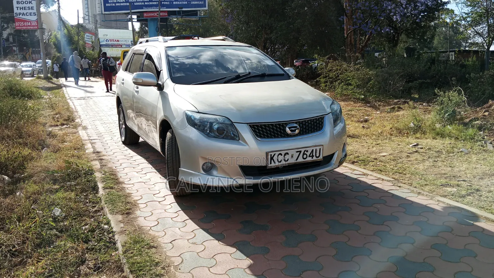 Toyota Corolla Fielder 2010 Silver