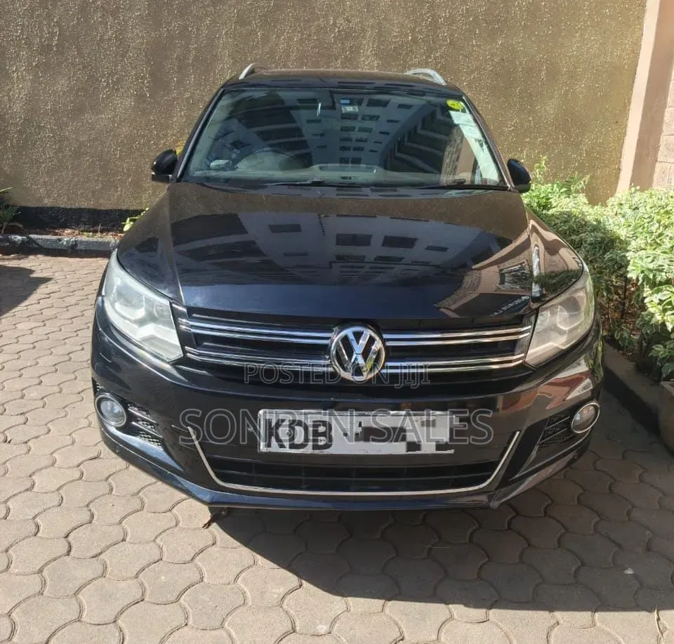 Volkswagen Tiguan 2014 Black