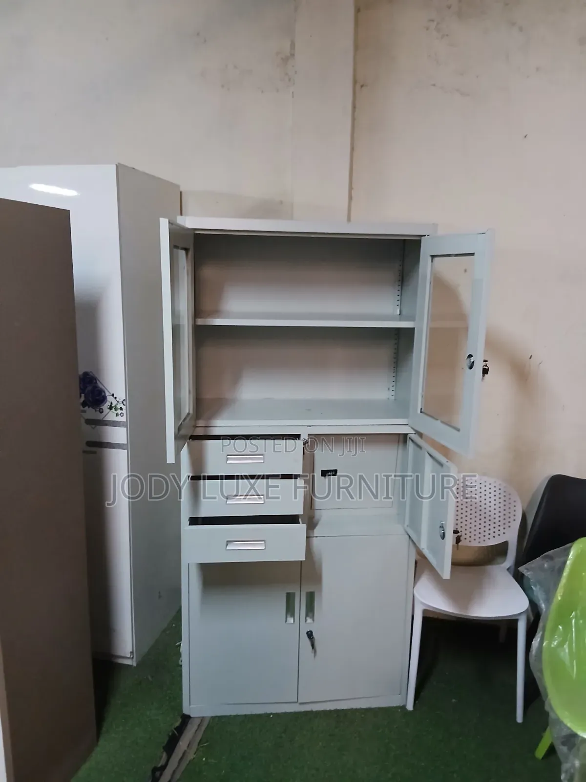Filling Cabinet With a Safe Box