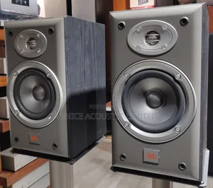 Bookshelves Speakers
