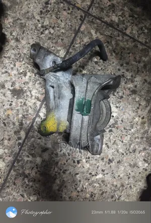 Nissan Juke Engine Mountain