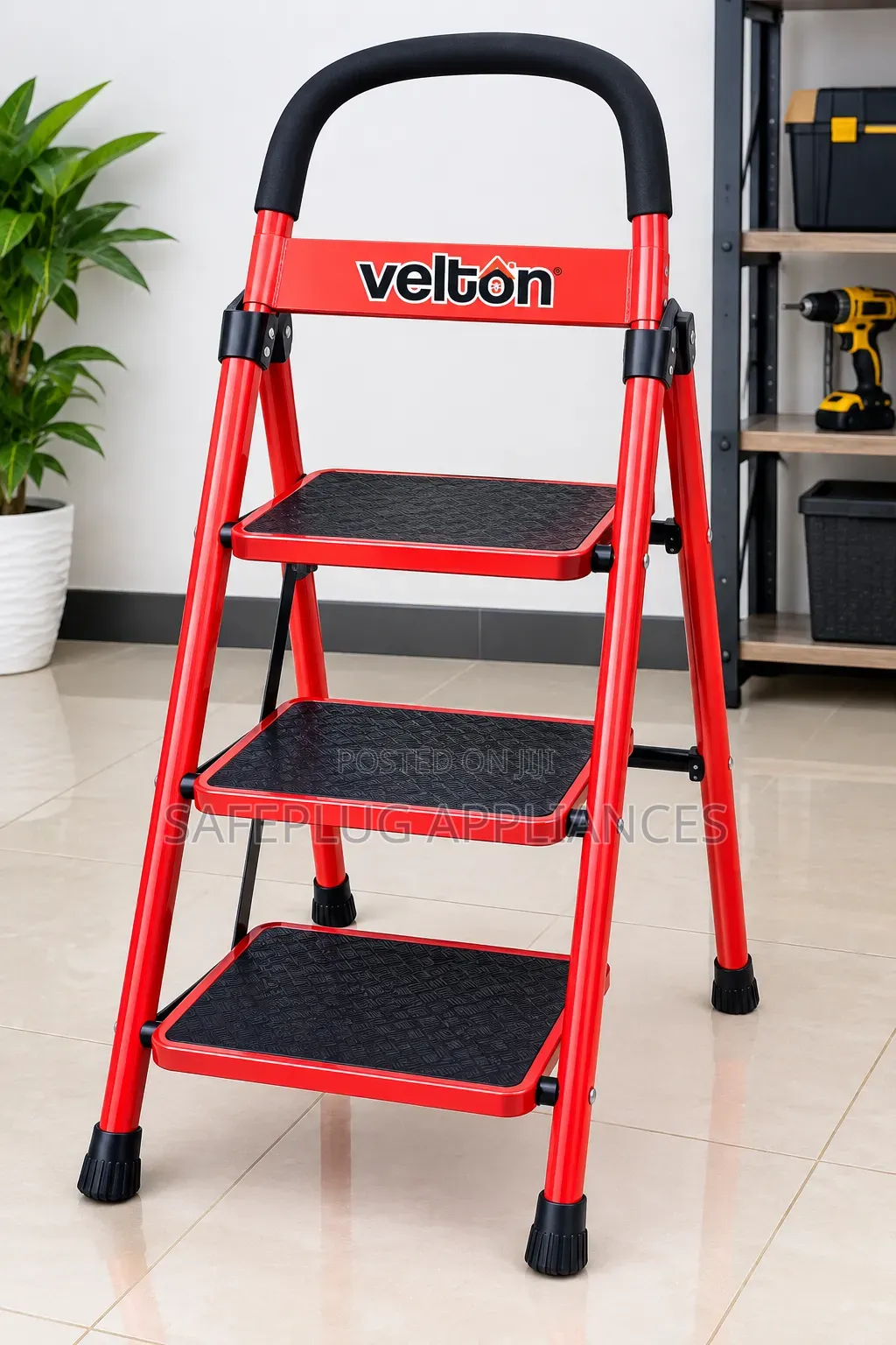 Compact 3-Step Ladder for Indoor and Shop Use