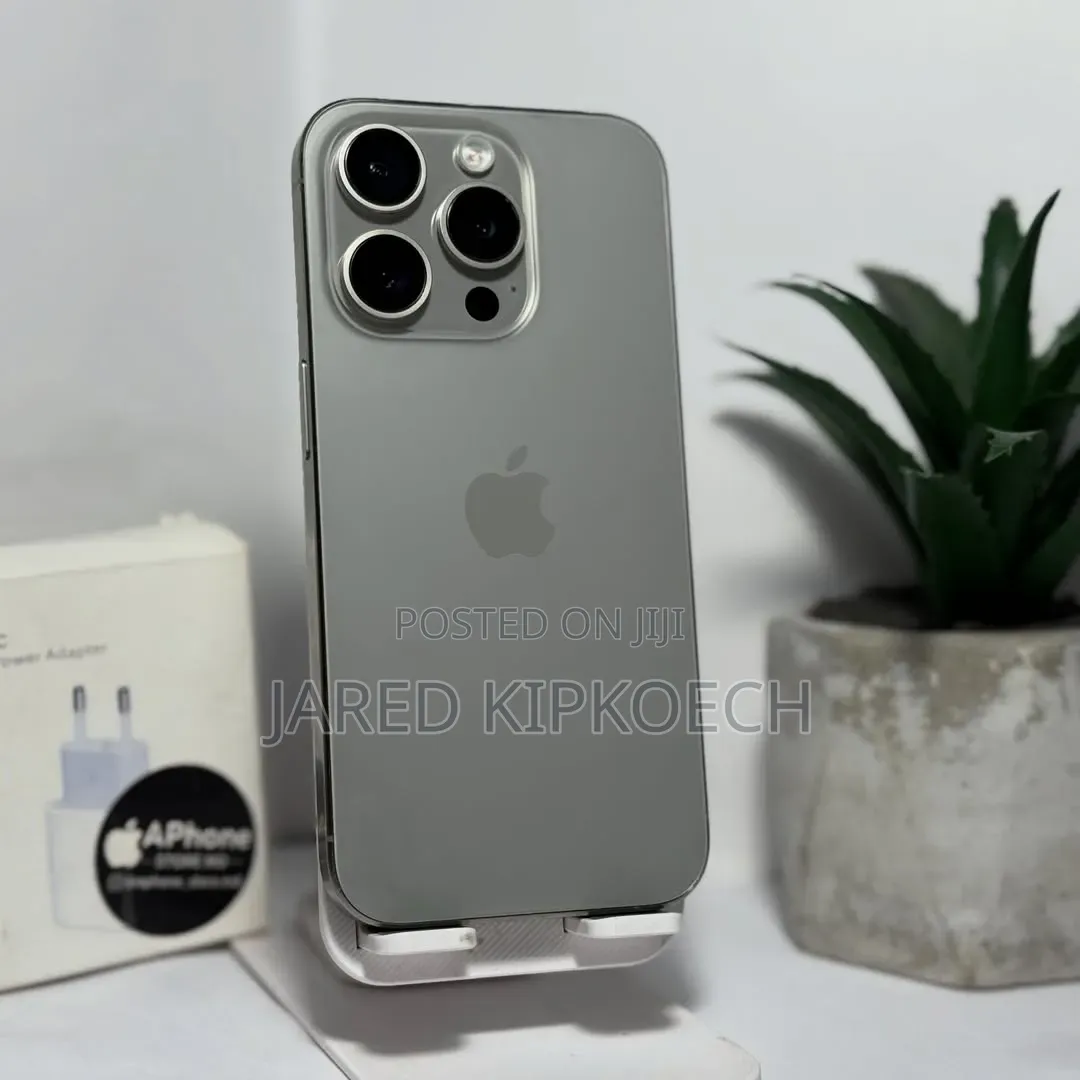 Apple iPhone 15 Pro Max 256 GB Silver