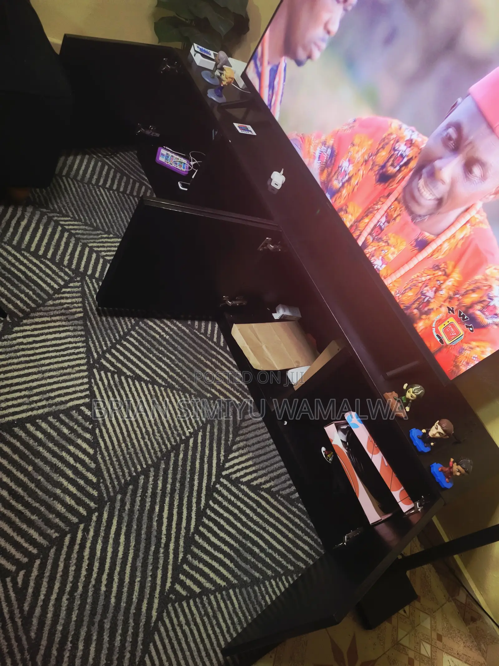 6ft TV Stand
