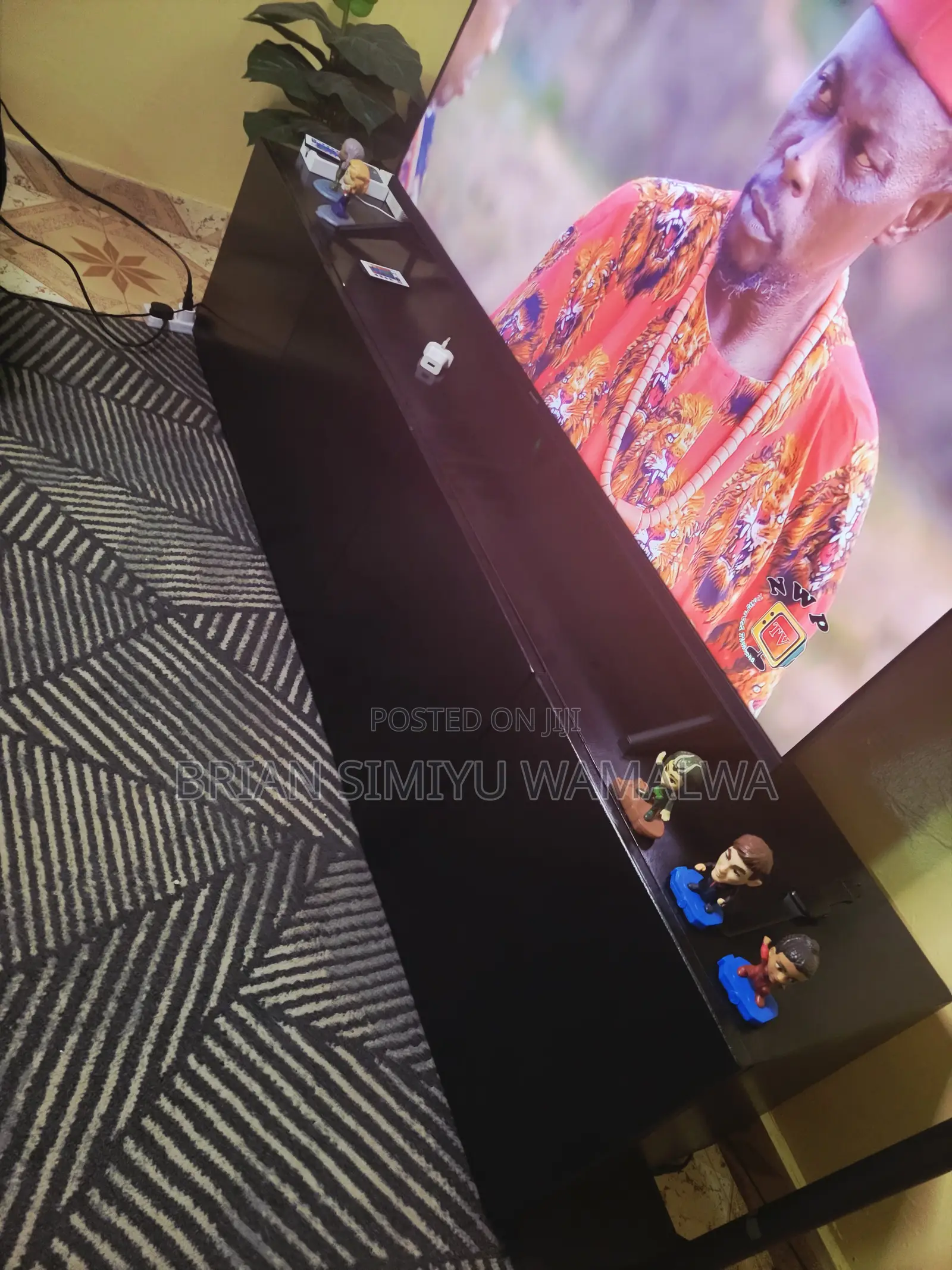 6ft TV Stand