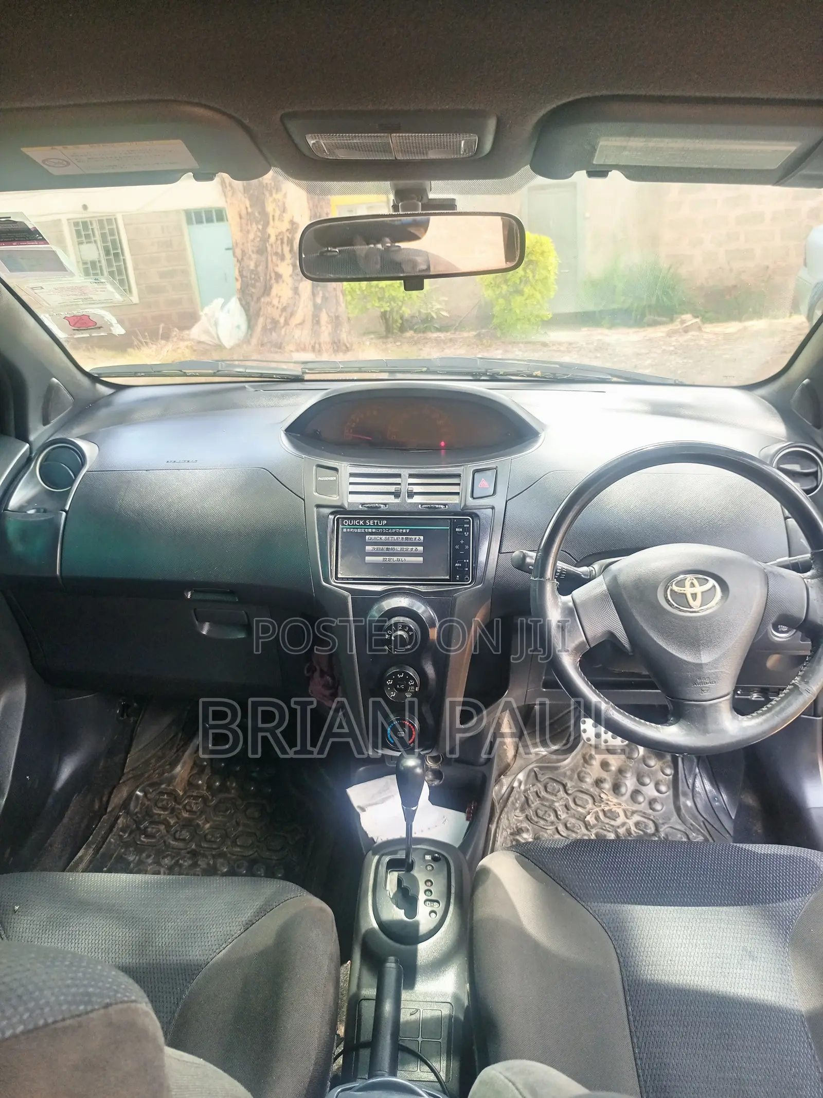 Toyota Vitz 2010 Black