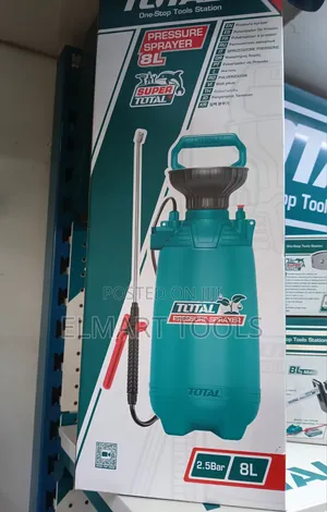 TOTAL 8-Liter Pressure Sprayer