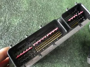 Toyota ECU Computer 20B41.