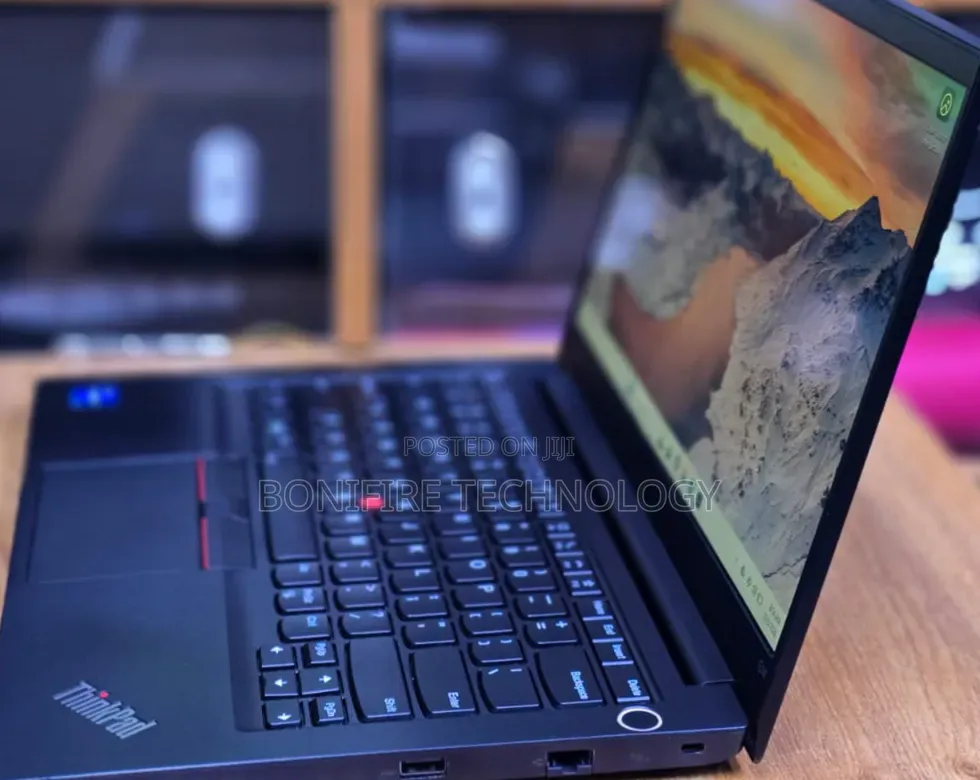 Laptop Lenovo ThinkPad E14 Gen 2 16GB Intel Core i5 SSD 256GB