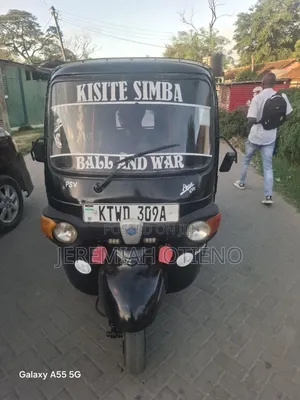 Piaggio 2025 Black