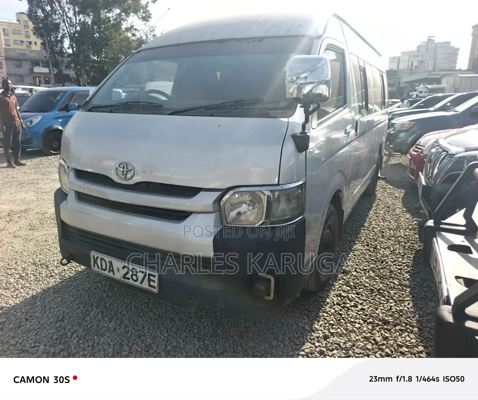 Toyota HiAce 2014 Silver