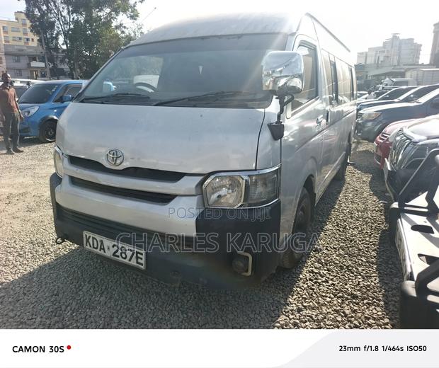 Toyota HiAce 2014 Silver - thumbnail 5