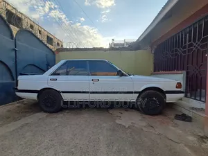 Nissan Sunny B12 Sedan 1.3 1990 White
