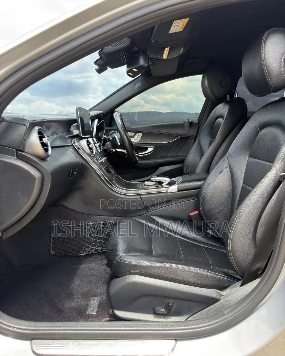 Mercedes-Benz C200 2017 Silver