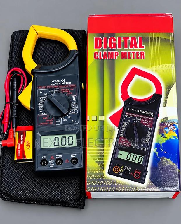 Digital Clamp Meter - main view
