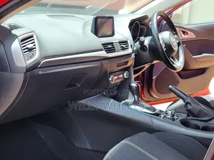 Mazda Axela 2019 Red