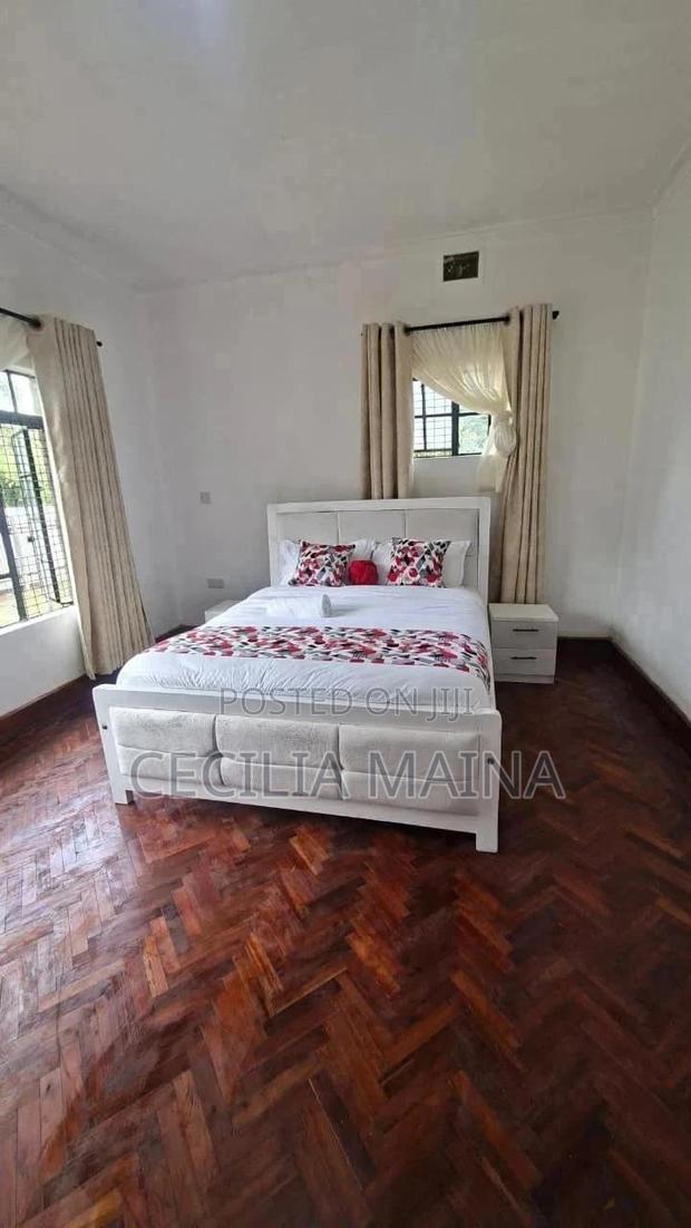 2 Bedroom House - thumbnail 2
