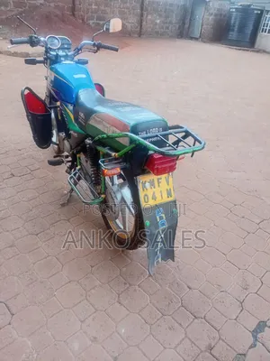 Honda CB 2024 Blue