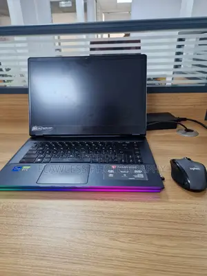 Laptop MSI GE66 Raider 32GB Intel Core i7 SSD 1T