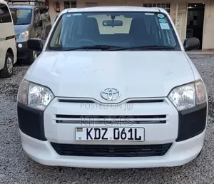 Toyota Succeed 2019 White
