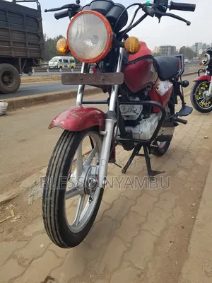 TVS HLX 125 2024 Red