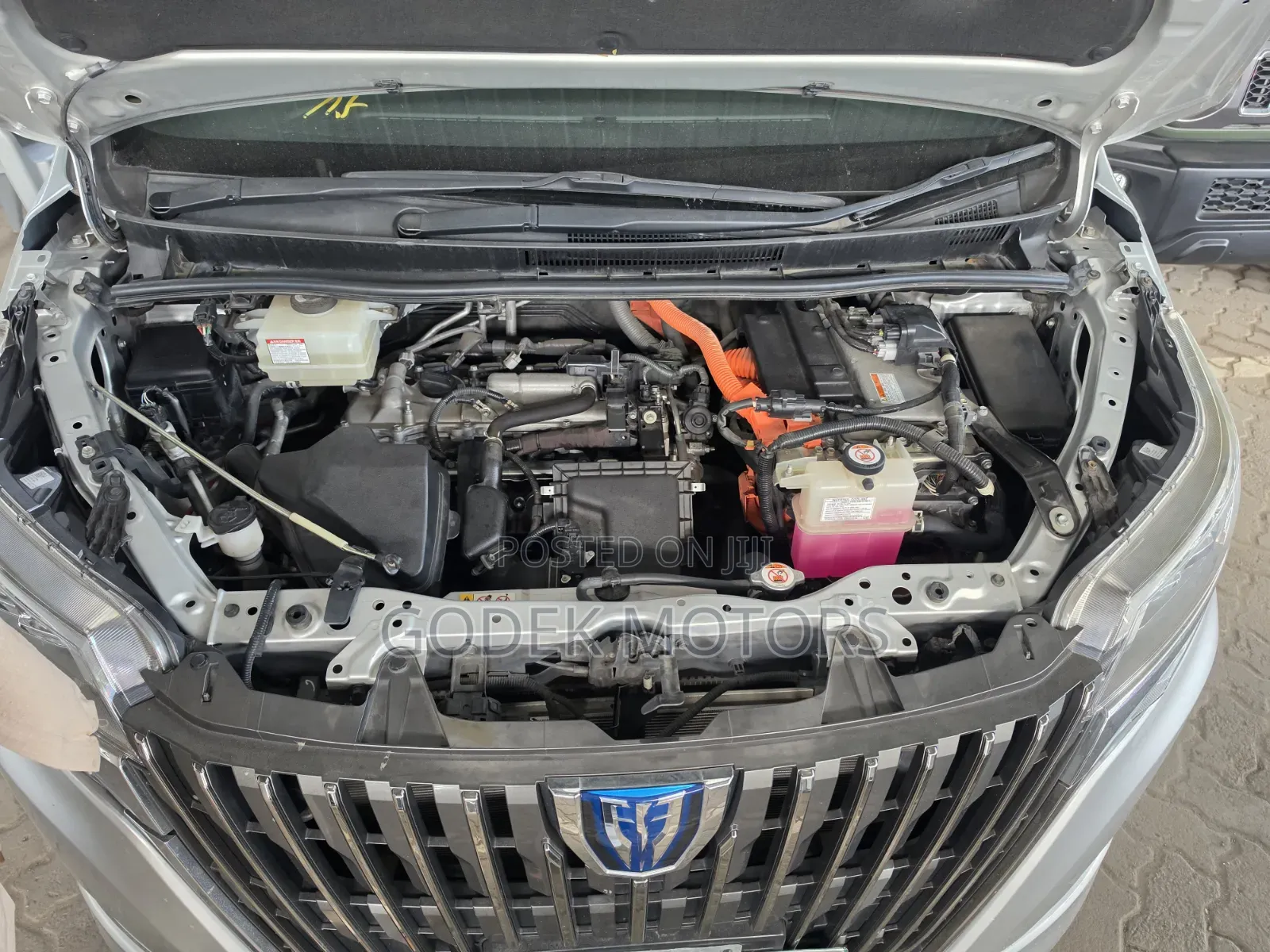 Toyota Esquire 2019