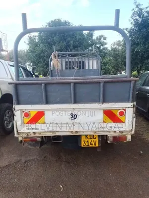 Toyota Dyna 2014 White
