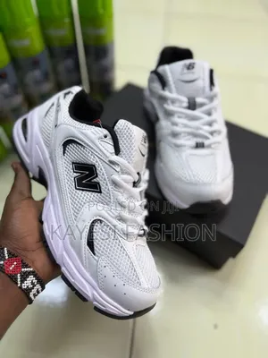 Unisex Sneakers
