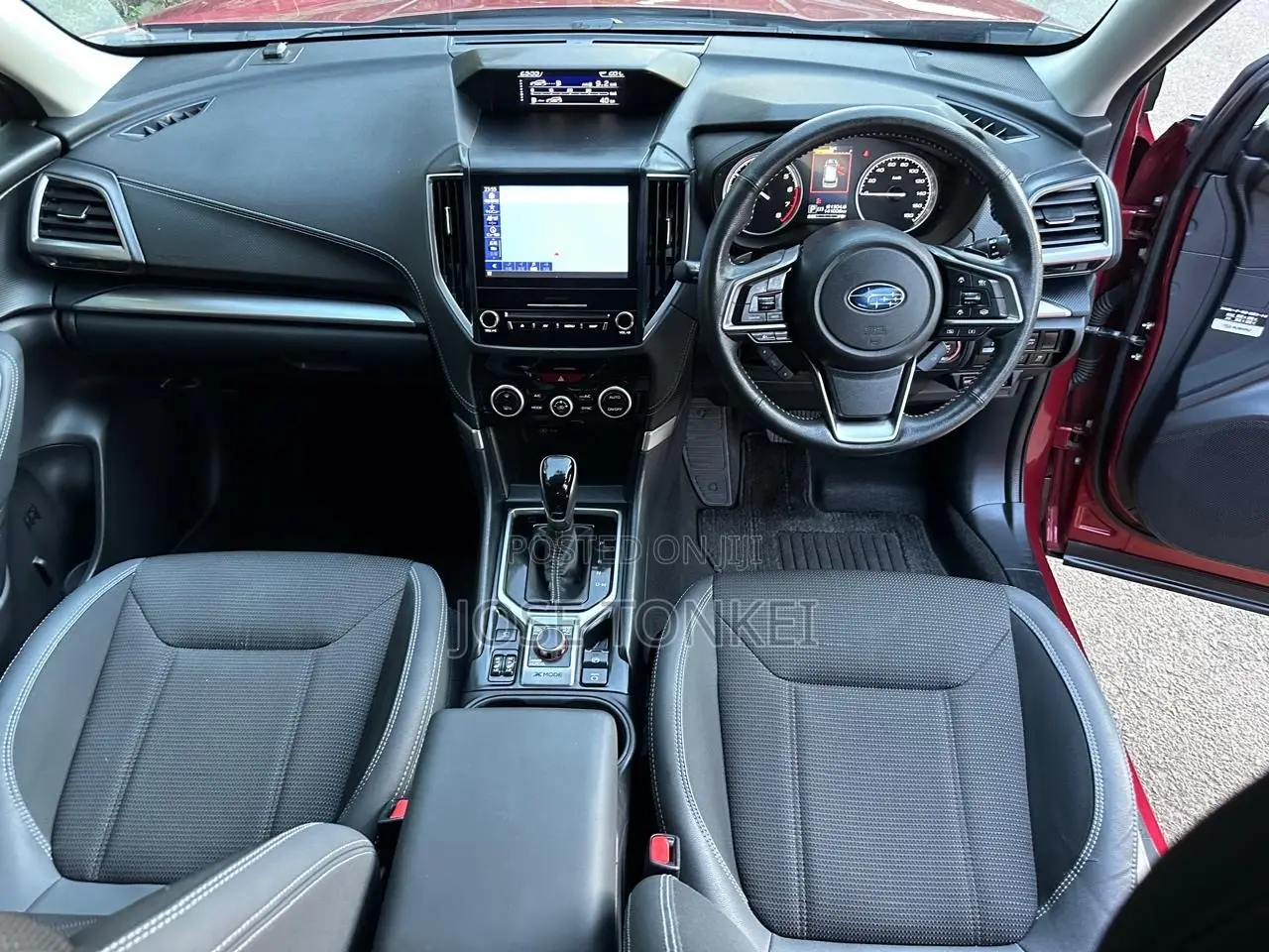 Subaru Forester Base AWD 2019 Maroon