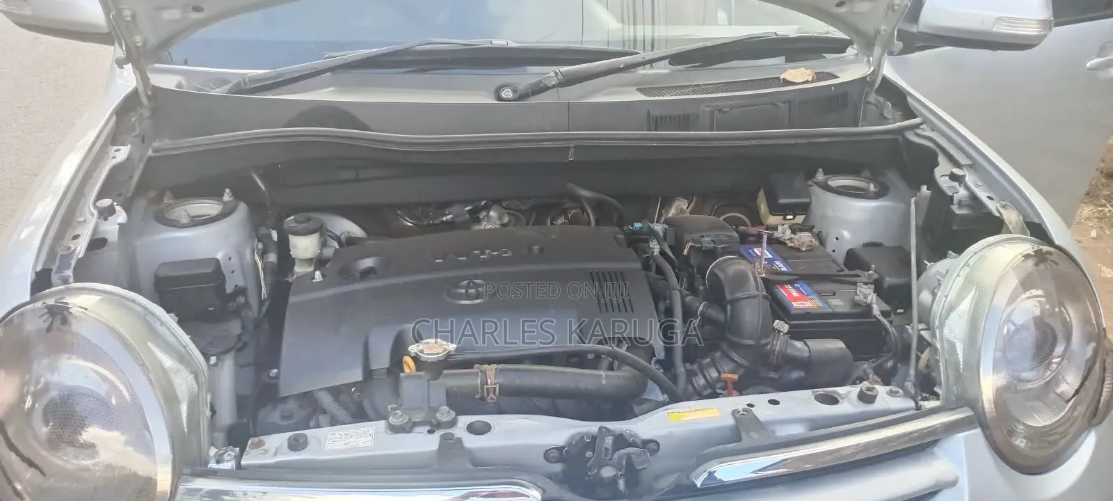 Toyota Sienta 2014 Silver