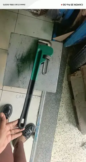 24" Heavy Duty Pipe Wrench/Stillson Wrench