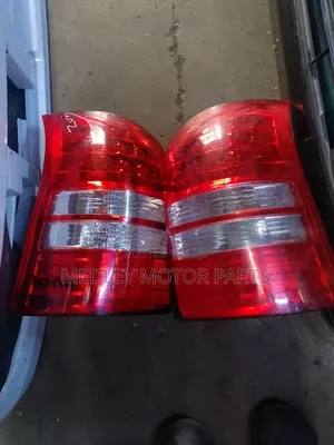 Toyota Wish 2005 Tailights