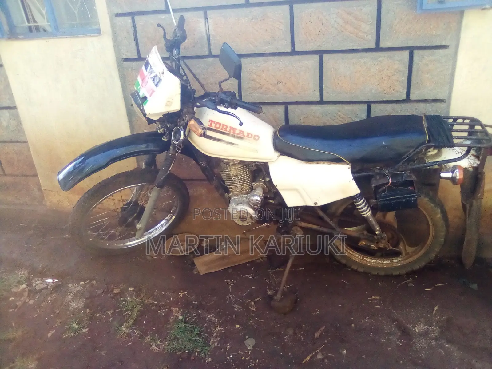 Motorcycle 2021 White