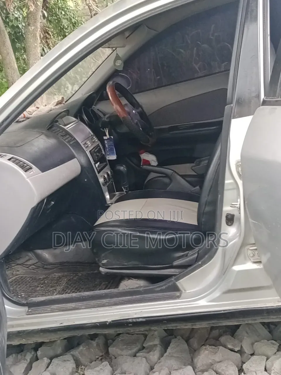 Nissan Wingroad 2007 Silver