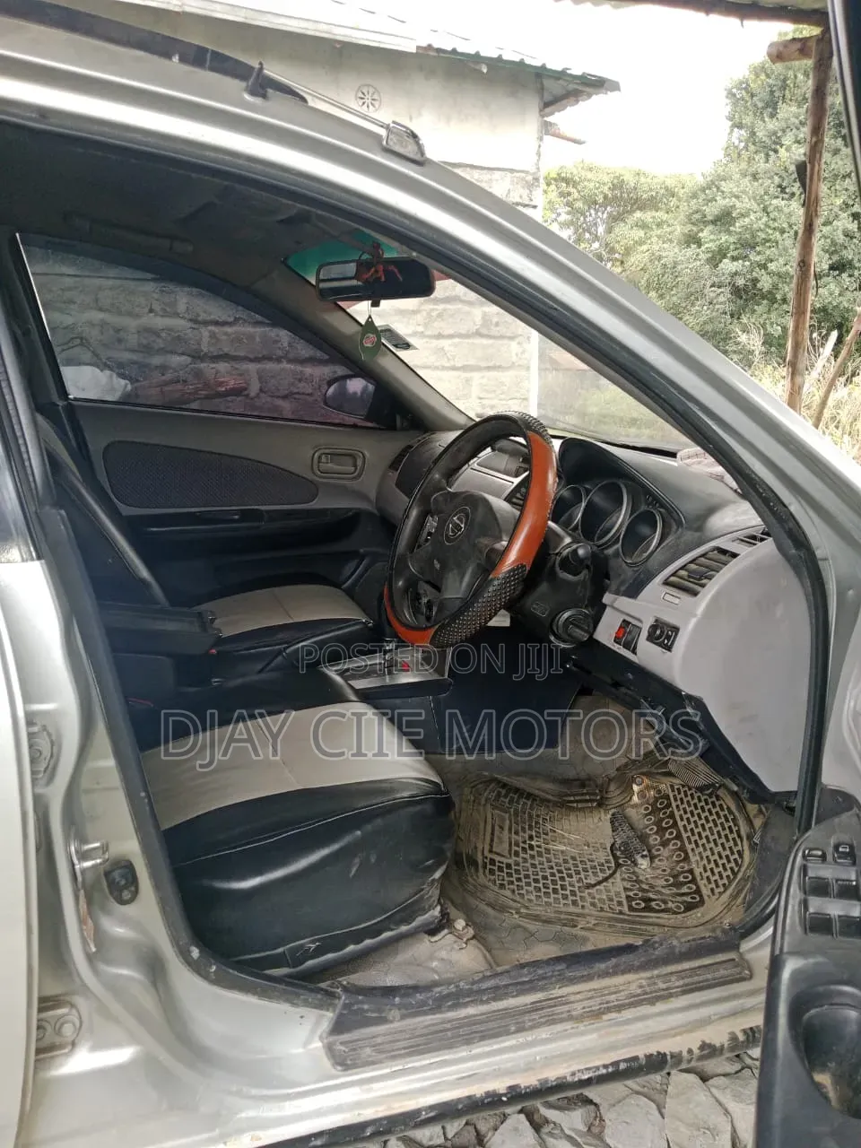Nissan Wingroad 2007 Silver